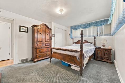 533 Longvue Drive New Kensington PA 15068