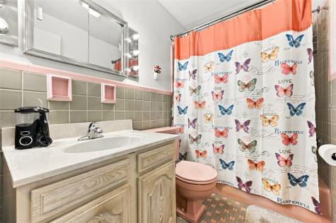533 Longvue Drive New Kensington PA 15068