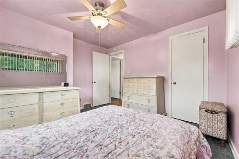 533 Longvue Drive New Kensington PA 15068