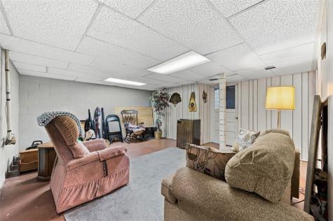 533 Longvue Drive New Kensington PA 15068