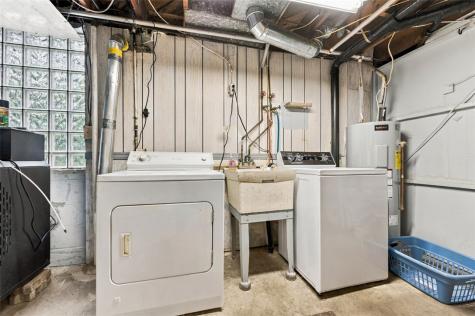 533 Longvue Drive New Kensington PA 15068