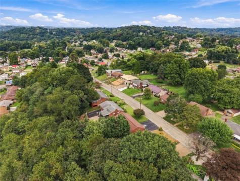533 Longvue Drive New Kensington PA 15068