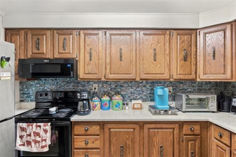 533 Longvue Drive New Kensington PA 15068