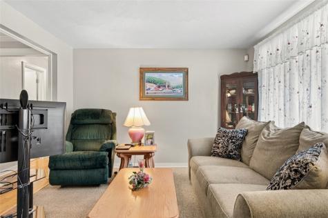 533 Longvue Drive New Kensington PA 15068