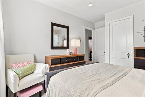2517 Greensburg Pike Churchill Boro PA 15221