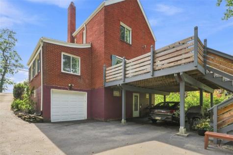 2517 Greensburg Pike Churchill Boro PA 15221