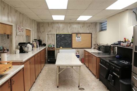1100 Vine Street Connellsville PA 15425