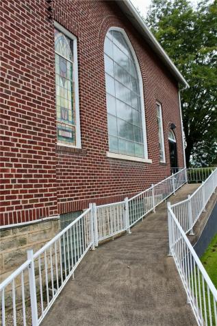 1100 Vine Street Connellsville PA 15425