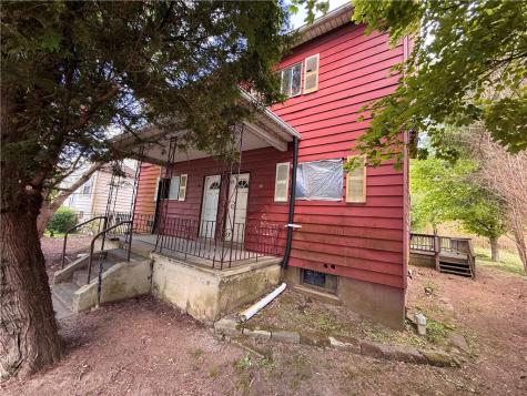 418 Ambridge Avenue Leet Township PA 15003
