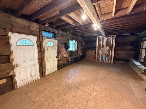 418 Ambridge Avenue Leet Township PA 15003