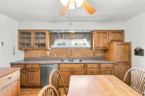 145 Michigan Avenue Lower Burrell PA 15068