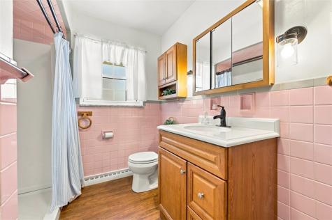 145 Michigan Avenue Lower Burrell PA 15068