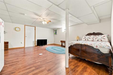145 Michigan Avenue Lower Burrell PA 15068