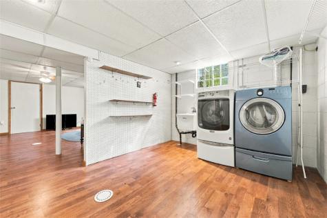145 Michigan Avenue Lower Burrell PA 15068
