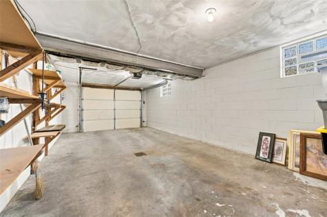 145 Michigan Avenue Lower Burrell PA 15068