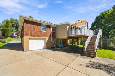 145 Michigan Avenue Lower Burrell PA 15068