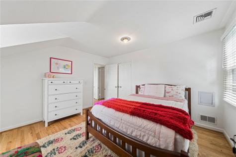 169 Backbone Road Bell Acres PA 15143