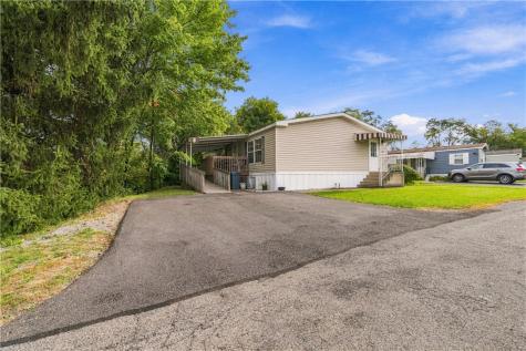 118 Highland Drive West Deer PA 15084