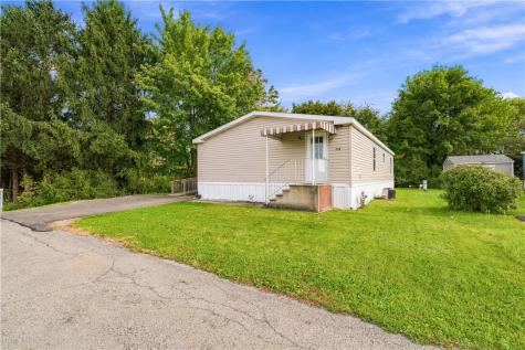 118 Highland Drive West Deer PA 15084