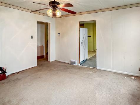 316 2nd Street Pitcairn PA 15140