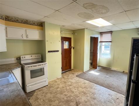 316 2nd Street Pitcairn PA 15140