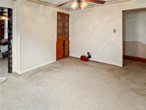 316 2nd Street Pitcairn PA 15140
