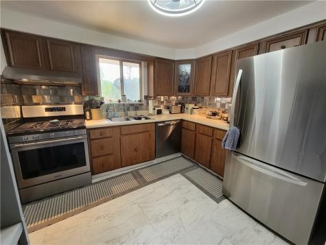 1548 Berryman Avenue South Park PA 15129