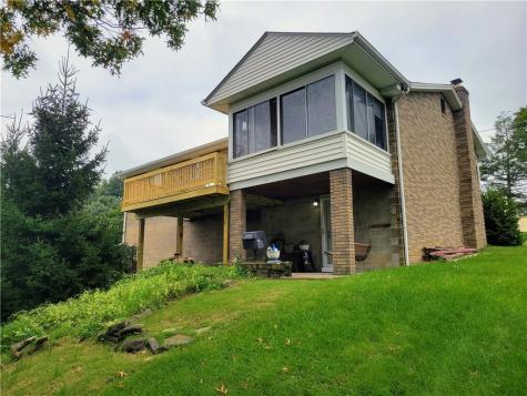 1548 Berryman Avenue South Park PA 15129