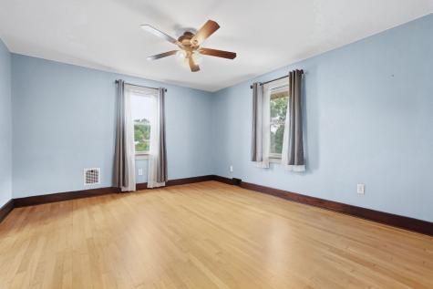 10 Broadmoor Avenue Mt Lebanon PA 15228