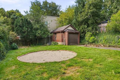 10 Broadmoor Avenue Mt Lebanon PA 15228