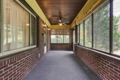 10 Broadmoor Avenue Mt Lebanon PA 15228
