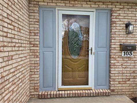 103 Autumn Drive Level Green PA 15085