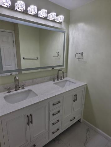 103 Autumn Drive Level Green PA 15085