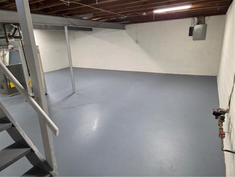 103 Autumn Drive Level Green PA 15085