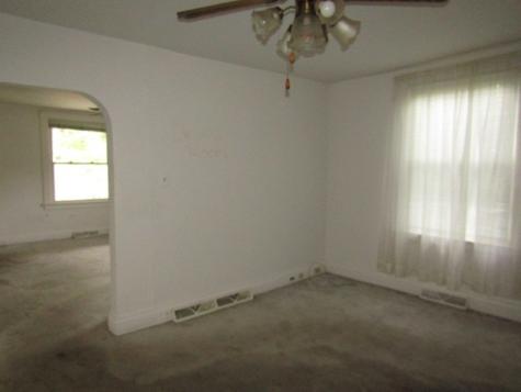 542 Virginia Avenue City Of But Sw PA 16001