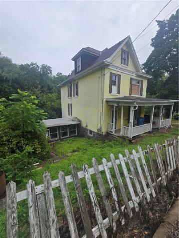 1050 Brownstown Road North Irwin PA 15647
