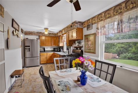 25 Highbury Road Cheswick PA 15024