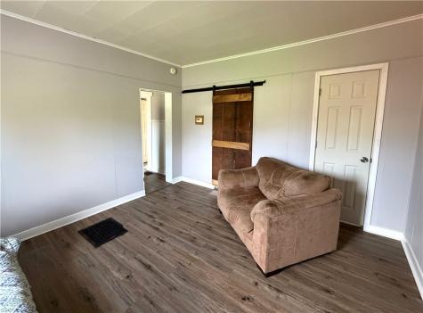 10 Elm Street Chartiers PA 15347