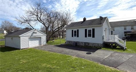 10 Elm Street Chartiers PA 15347