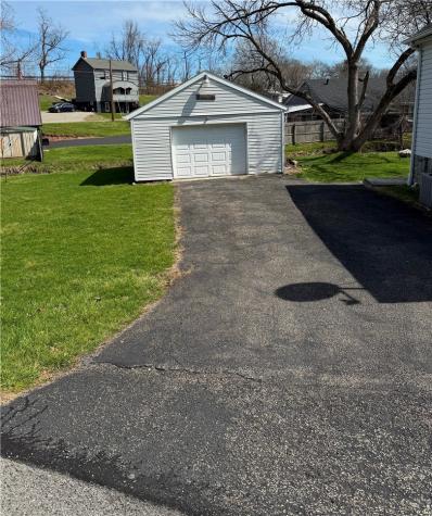 10 Elm Street Chartiers PA 15347