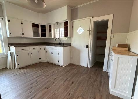 10 Elm Street Chartiers PA 15347