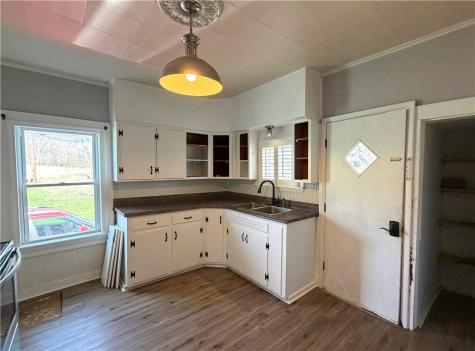 10 Elm Street Chartiers PA 15347