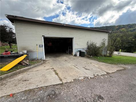 330 Park Street Ursina Boro PA 15424