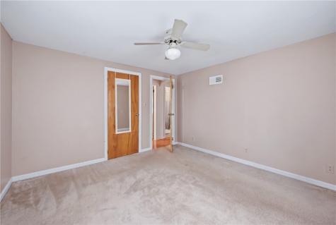 646 Cohassett Drive Hermitage PA 16148