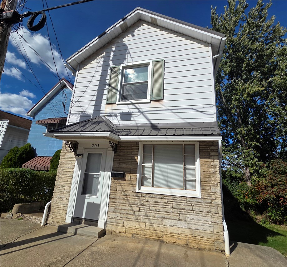 201 Hickory Street City Of But Ne PA 16001