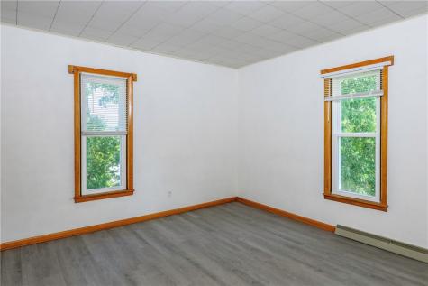 201 Hickory Street City Of But Ne PA 16001
