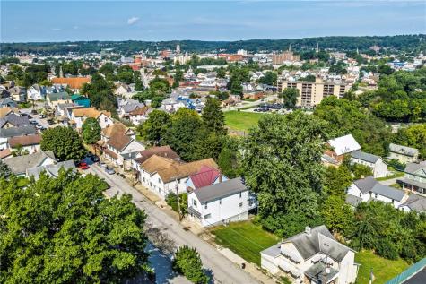 201 Hickory Street City Of But Ne PA 16001