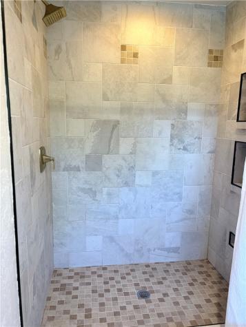 4815 Main Street Mcdonald PA 15057