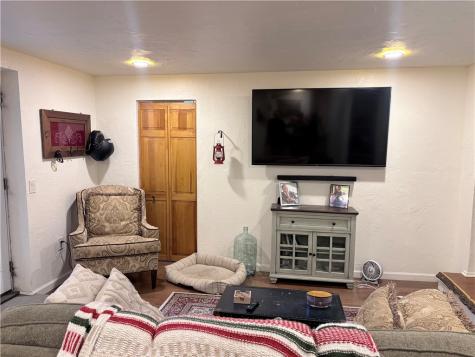 4815 Main Street Mcdonald PA 15057