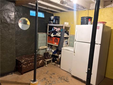 4815 Main Street Mcdonald PA 15057